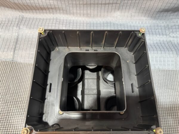 1983 YAMAHA Venture Royale XVZ1200 XVZ 1200 Air Cleaner Filter Housing Box - Image 11