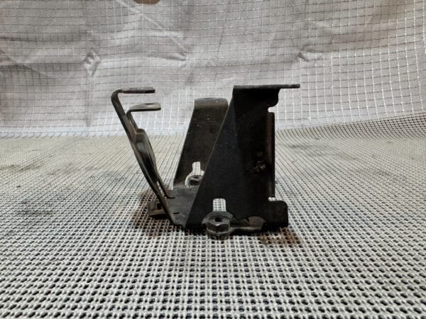 2016-2017 Victory MAGNUM Air Control Valve Mount Bracket - Image 5