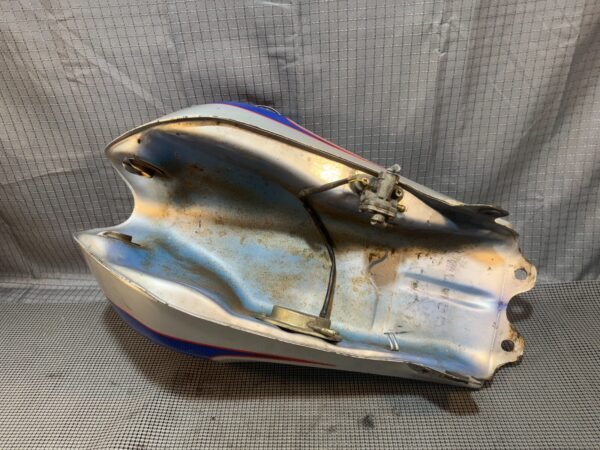 1983 Suzuki Tempter GR650 Gas Tank Fuel Cell - Image 9