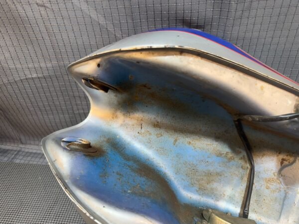 1983 Suzuki Tempter GR650 Gas Tank Fuel Cell - Image 11