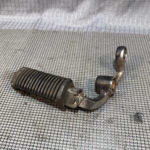 1983 Suzuki Tempter GR650-X FRAME FRONT RIGHT SIDE FOOT PEG