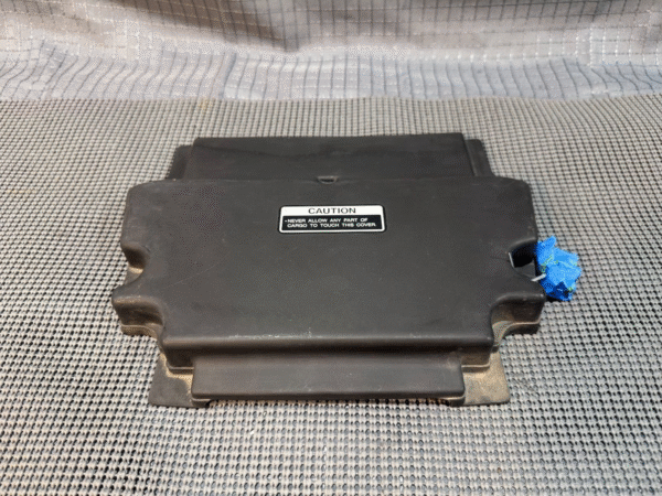 1983 Yamaha XVZ12 Venture Rear Fender Cover With Screws - Image 5