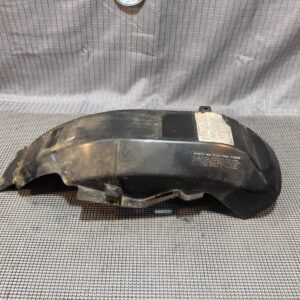 1983 SUZUKI TEMPTER GR650 GR 650 REAR INNER FENDER BODY