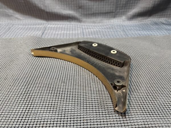 1983 Yamaha Venture XVZ1200 Center Fairing Cover Panel - Image 9