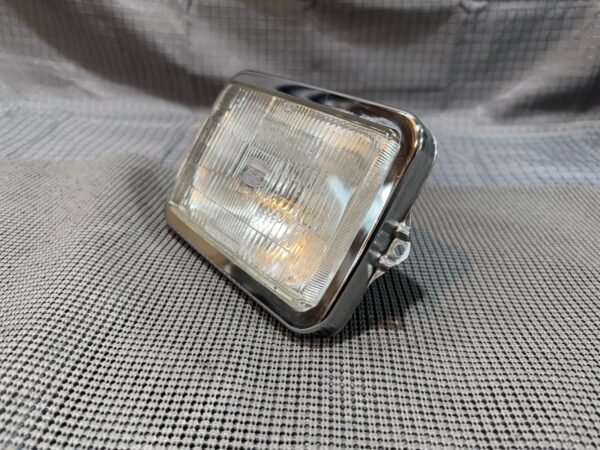 1983-1985 Yamaha Venture Royale XVZ12 XVZ12D Front Headlight Head Lamp Light - Image 5
