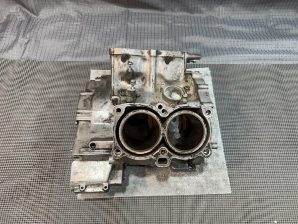 2002 Honda St 1100 Engine Motor Crankcase Engine Block - Image 2