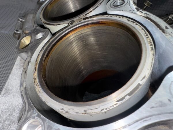 2002 Honda St 1100 Engine Motor Crankcase Engine Block - Image 5