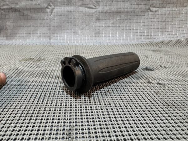 2016-2017 Victory MAGNUM Right Throttle Grip - Image 4