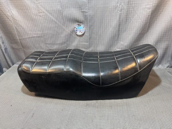 1983 83 Suzuki GR650 X Tempter Full Seat