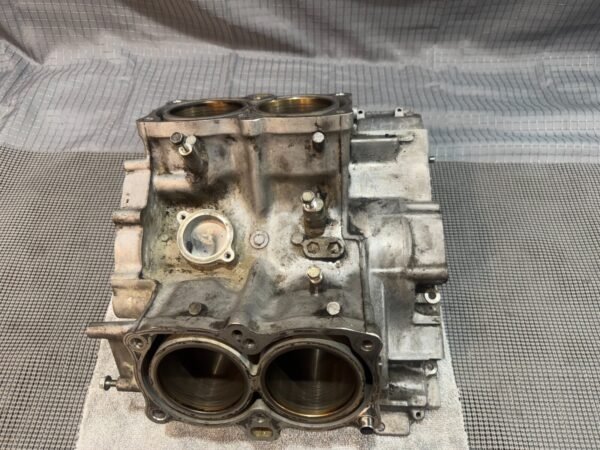 2002 Honda St 1100 Engine Motor Crankcase Engine Block - Image 10