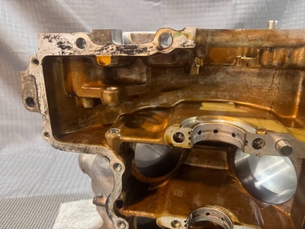 2002 Honda St 1100 Engine Motor Crankcase Engine Block - Image 15
