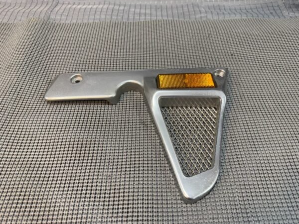 1983 Yamaha XVZ1200 Venture Royale Left Radiator Side Cover - Image 2