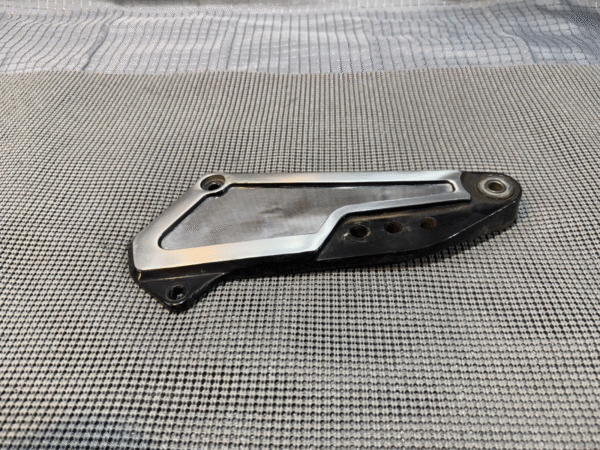 ⭐YAMAHA VENTURE ROYAL XVZ1200 XVZ 1200 RIGHT REAR FOOTPEG FOOT PEG BRACKET MOUNT
