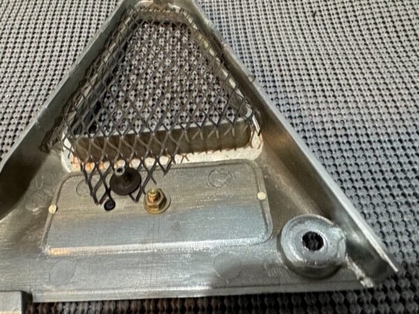 1983 Yamaha XVZ1200 Venture Royale Left Radiator Side Cover - Image 14