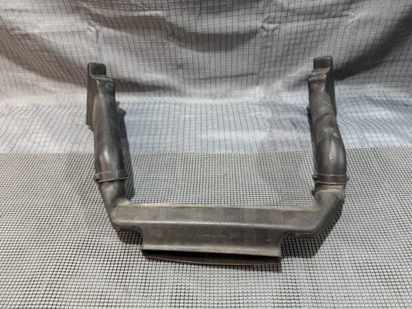 Yamaha 1983 1984 / 1987 1988 Venture XVZ1200 83-93 Royale Air Intake Duct