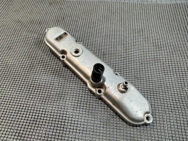 1983 YAMAHA XVZ1200 XVZ12 VENTURE ENGINE BREATHER COVER - Image 2