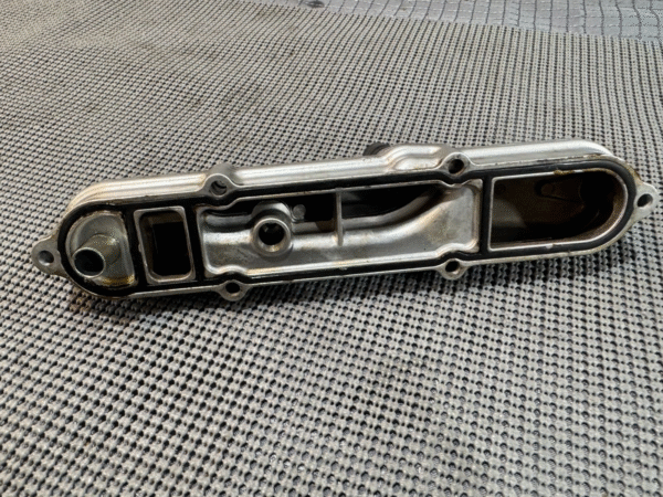 1983 YAMAHA XVZ1200 XVZ12 VENTURE ENGINE BREATHER COVER - Image 8