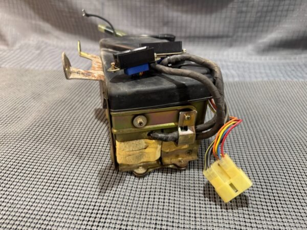 1983-1993 Yamaha Venture XVZ1300 XVZ1200 Radio Amp Amplifier Tuner Set - Image 5