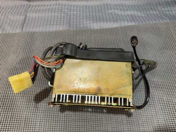 1983-1993 Yamaha Venture XVZ1300 XVZ1200 Radio Amp Amplifier Tuner Set - Image 7