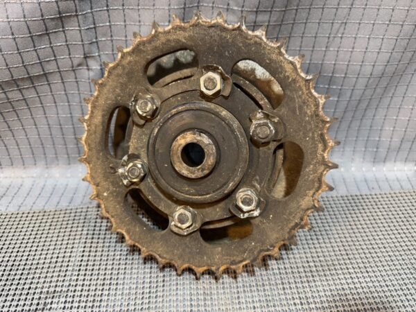 1983 Suzuki GR650 Tempter S936-5) rear wheel sprocket and carrier