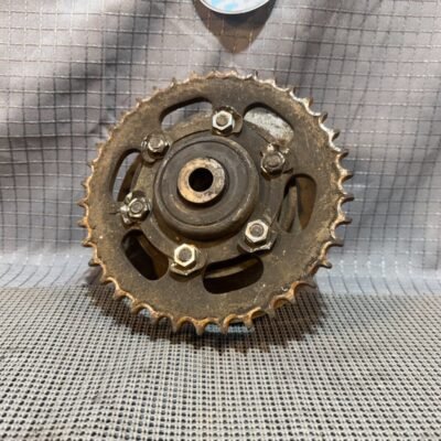 1983 Suzuki GR650 Tempter S936-5) rear wheel sprocket and carrier