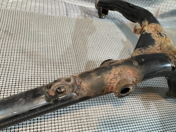 2002 Honda ST 1100 ST1100 left side engine mount frame rail bar - Image 4
