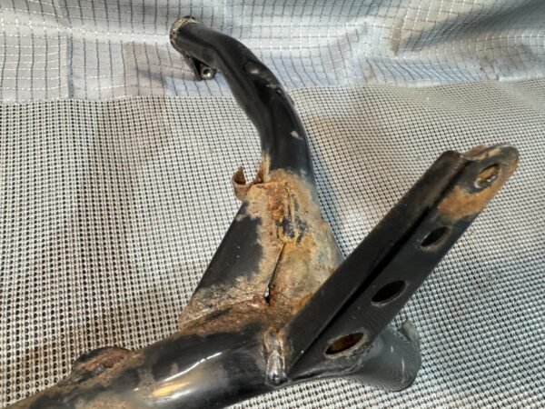 2002 Honda ST 1100 ST1100 left side engine mount frame rail bar - Image 5
