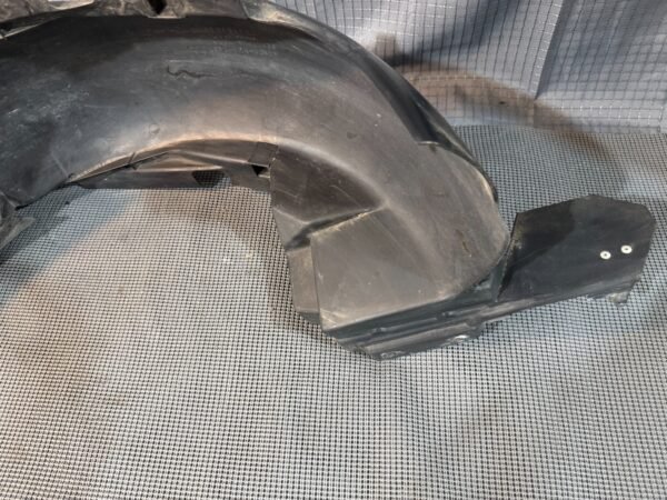 2002 HONDA ST 1100 Rear Undertray - Image 7