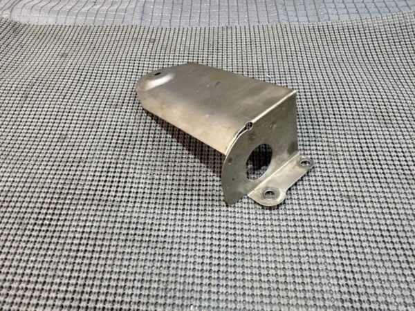 2002 HONDA ST1100 STARTER MOTOR COVER - Image 3