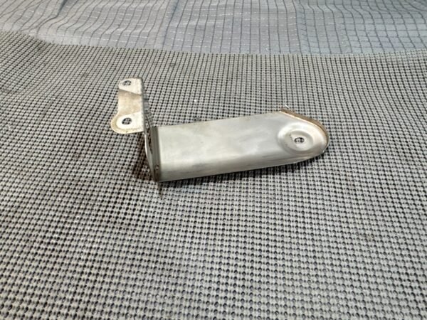 2002 HONDA ST1100 STARTER MOTOR COVER - Image 8
