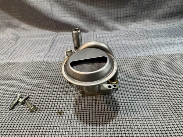Honda ST1100 ST 1100 Engine Oil Pump Assembly 2002 - Image 4