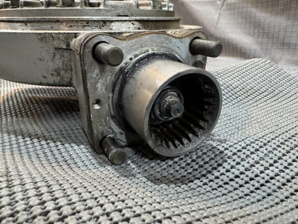 1983 Yamaha Venture XVZ1200 XVZ 1200 Rear Final Drive Hub Gear Case 18k Miles - Image 15