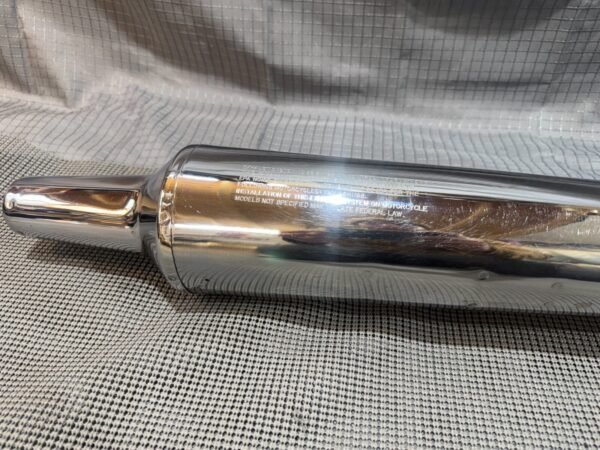 1983 YAMAHA XVZ1200 XVZ12 VENTURE ENGINE EXHAUST MUFFLER RIGHT SIDE - Image 3
