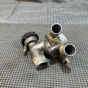 Honda ST 1100 2002 - Thermostat Housing A3981