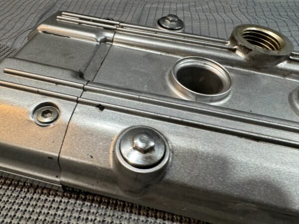 Honda ST 1100 ST1100 2002 Right Cylinder Head Cover / Valve Cover - Image 3