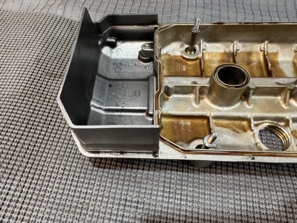 Honda ST 1100 ST1100 2002 Right Cylinder Head Cover / Valve Cover - Image 12