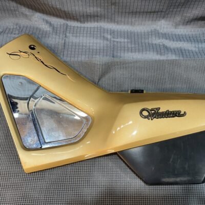 83-85 YAMAHA XVZ1200 85-93 1300 VENTURE Left SIDE COVER FAIRING