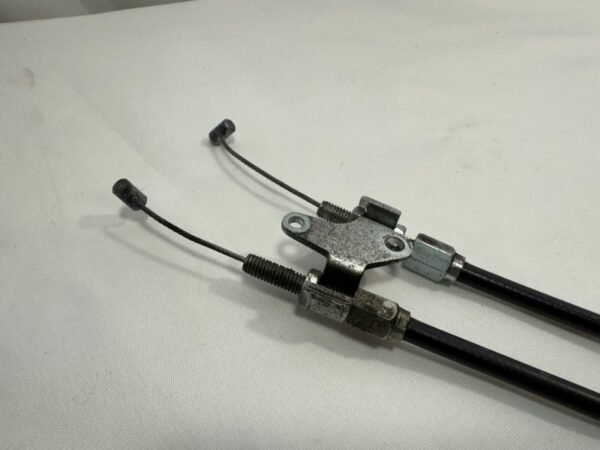 2002 Honda ST1100 OEM THROTTLE CABLE LINE - Image 2