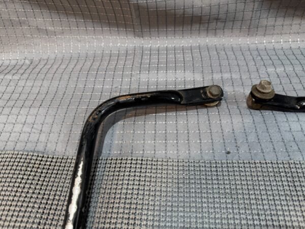 1983 Yamaha XVZ1200 XVZ12 Venture Y121-1' front fairing mount bracket rail set - Image 2