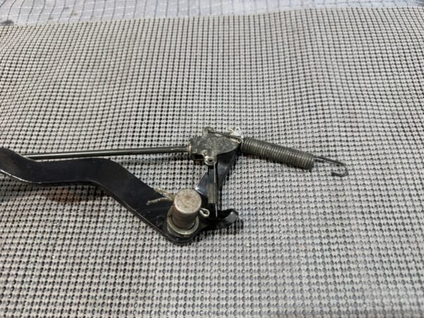 2022 Lifan Qipai Xpect 200cc OEM Rear Brake Lever - Image 4