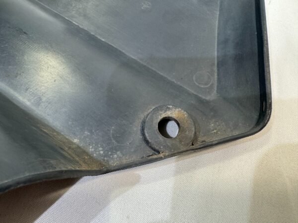 2002 Honda ST1100 50351-MT3-0100 plastic engine side cover RIGHT - Image 5
