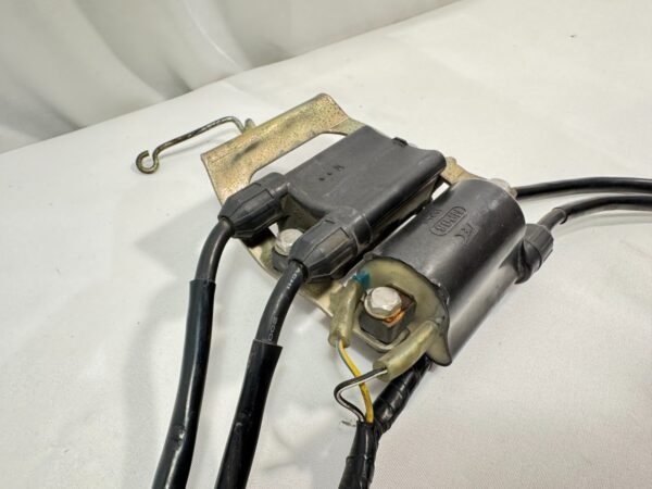2002 honda st1100 IGNITION COILS SET CAP CAPS WIRES - Image 9