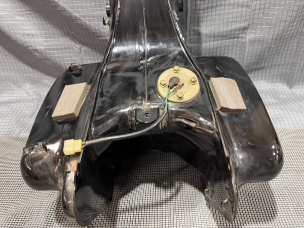 1983 Yamaha Venture Royale XVZ1200 Gas Tank Fuel Tank - Image 6