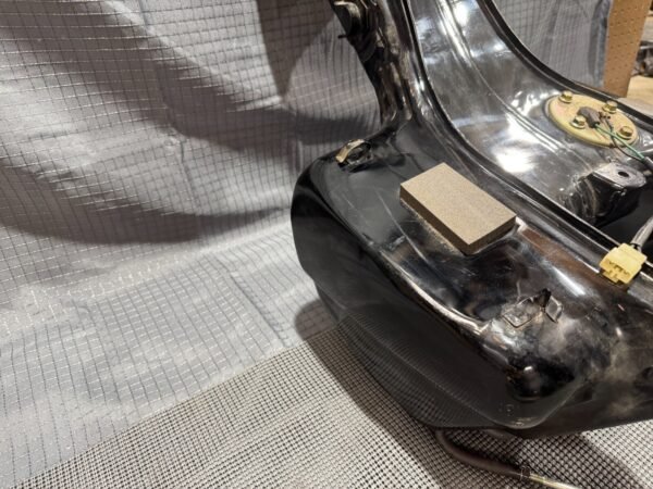 1983 Yamaha Venture Royale XVZ1200 Gas Tank Fuel Tank - Image 9