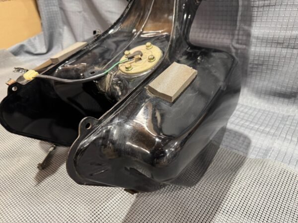 1983 Yamaha Venture Royale XVZ1200 Gas Tank Fuel Tank - Image 10