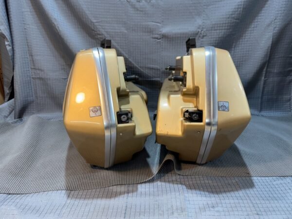 83-85 YAMAHA VENTURE ROYALE XVZ1200D LEFT & RIGHT SIDE CARGO LUGGAGE SADDLEBAG