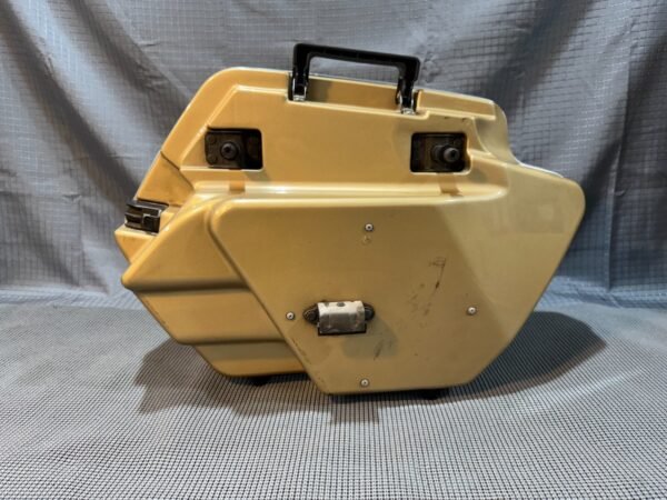 83-85 YAMAHA VENTURE ROYALE XVZ1200D LEFT & RIGHT SIDE CARGO LUGGAGE SADDLEBAG - Image 4