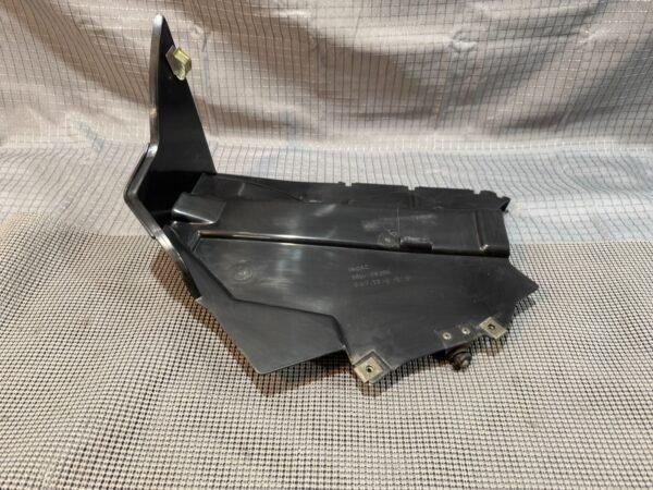 1983 Yamaha XVZ1200 Venture Royale Right Inner Engine Panel - Image 5