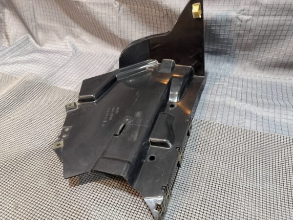 1983 Yamaha XVZ1200 Venture Royale Right Inner Engine Panel - Image 12