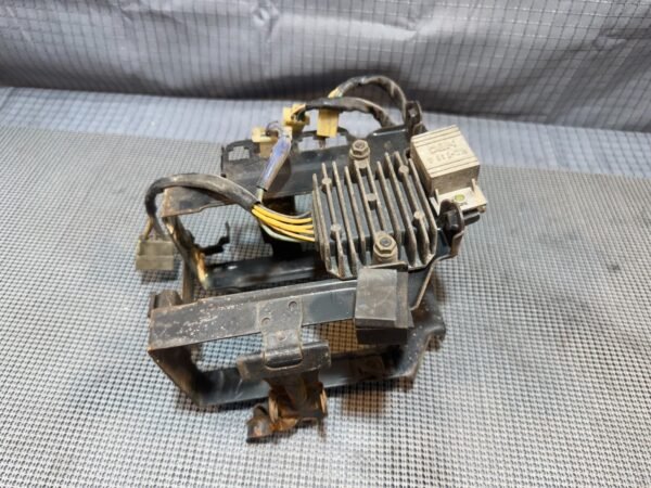 ⭐ Honda CB 900 CB900 Battery Cage Regulator - Image 3